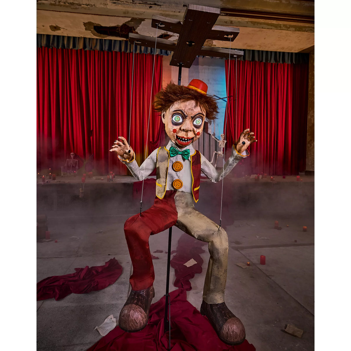 7 Ft 7 In Bobby Strings Animatronic